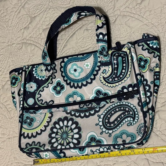 Thirty one True Beauty Bag in Paisley Day - Picture 2 of 10